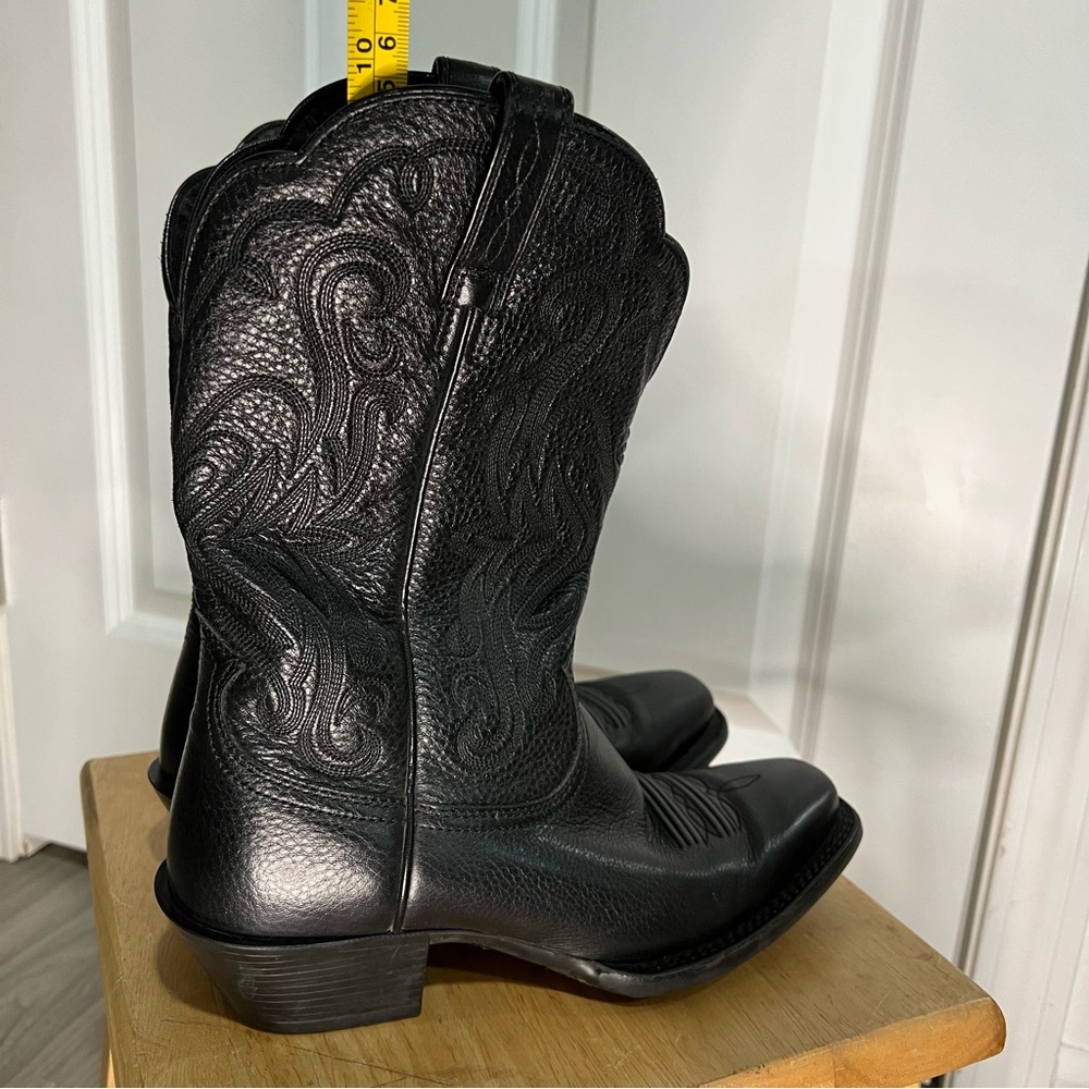 Ariat Women's Legend
Western Black Leather Boots size 7B - Picture 10 of 11